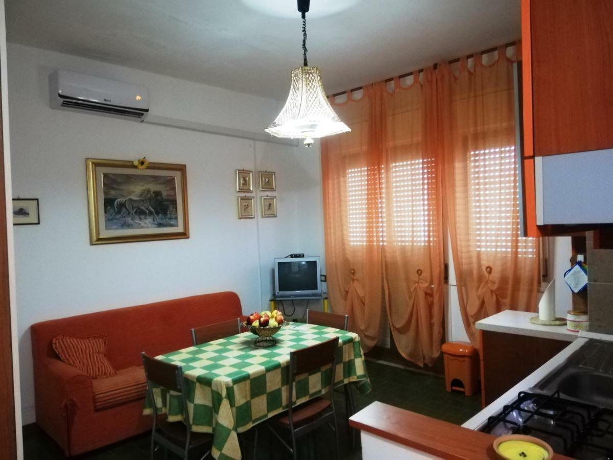 Appartamento Ginepri لاميزيا تيرمي المظهر الخارجي الصورة